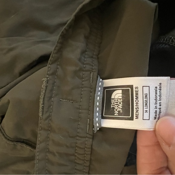 COPY - The north face men cargo pants size 34 long - Picture 3 of 3